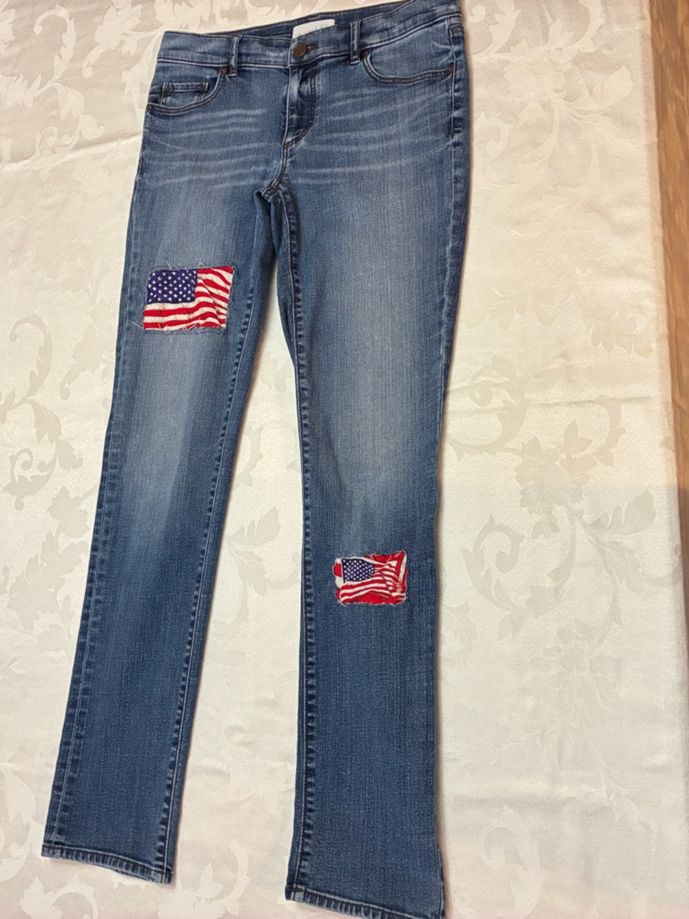 Women’s LOFT Modern Straight Leg Blue Jeans W/Hand-Sewn USA Flag Patches